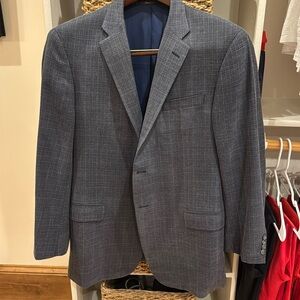 Men sportcoat. Hickey Freeman
Size 42L